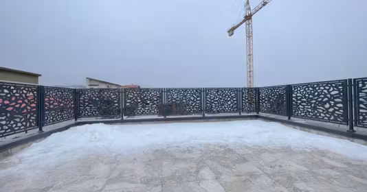 Casă Titan