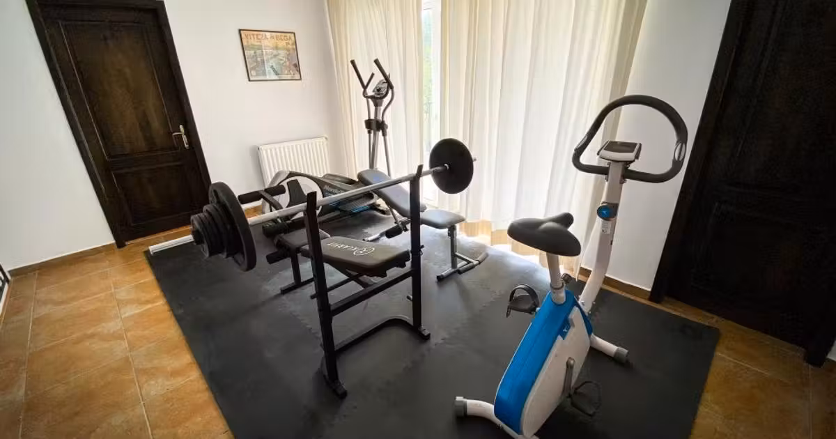 Casă individuală de vânzare cu 7 camere în Buftea