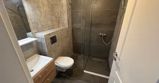 Apartament Titan