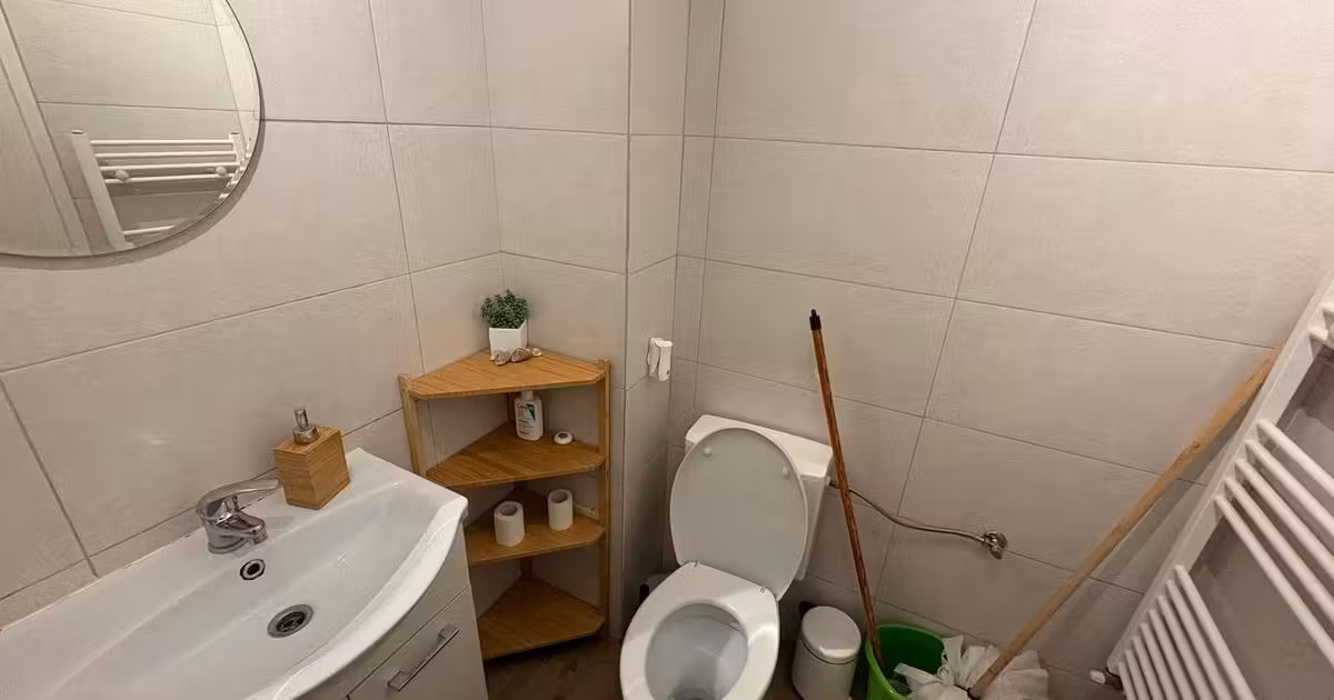 Apartament de vânzare cu 2 camere, mobilat în zona Berceni, Sector 4