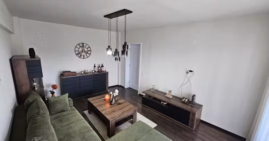 Apartament Democrației