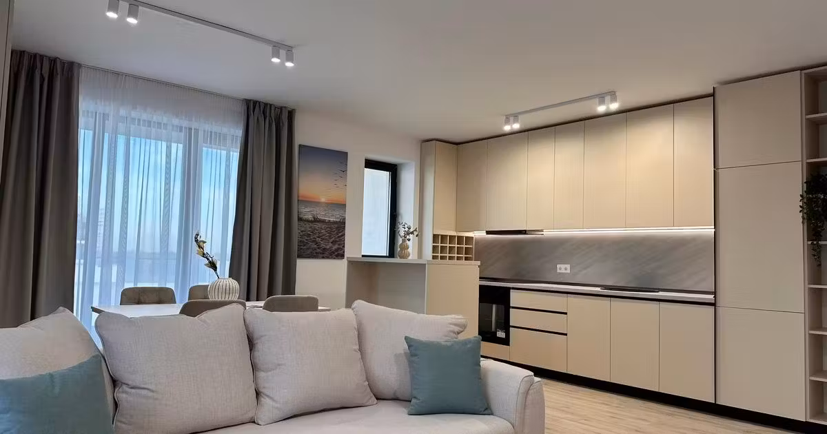 Apartament de vânzare cu 3 camere în zona Băneasa, Sector 1