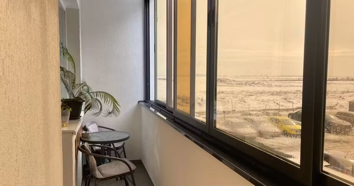 Apartament de vânzare cu 2 camere, mobilat în zona Berceni, Sector 4