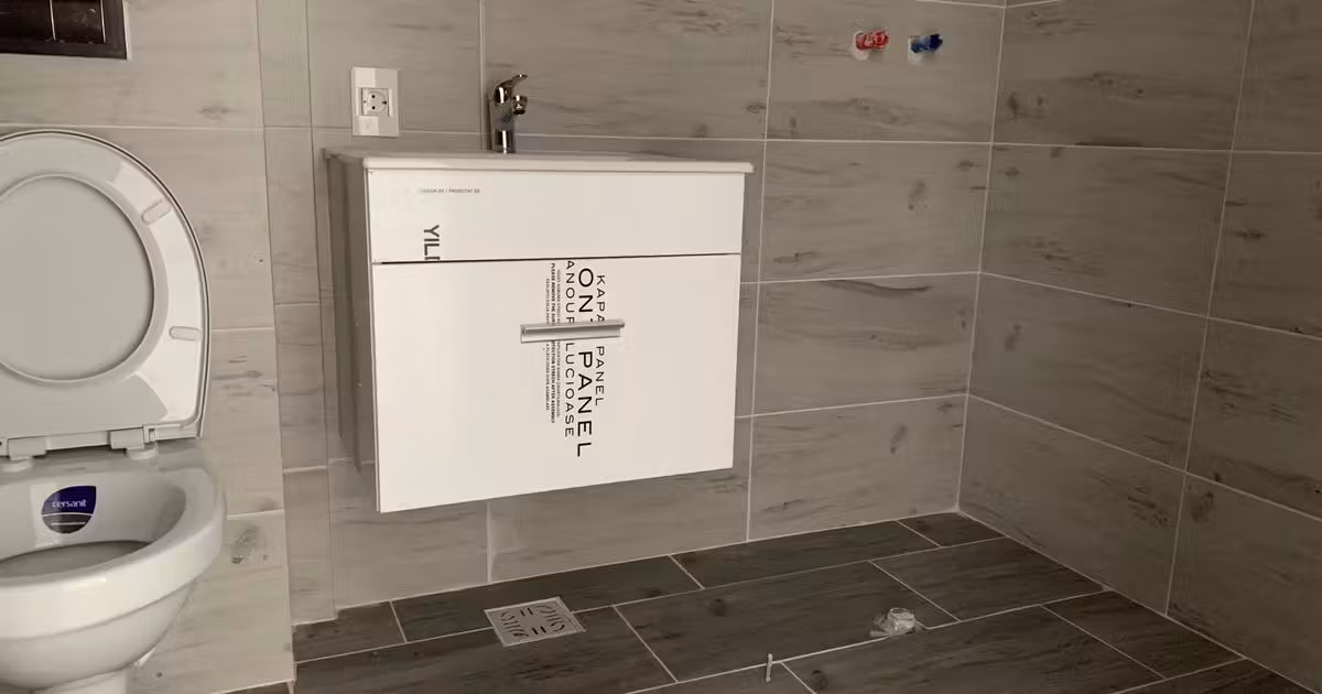 Apartament de vânzare cu 2 camere în zona Berceni, Sector 4