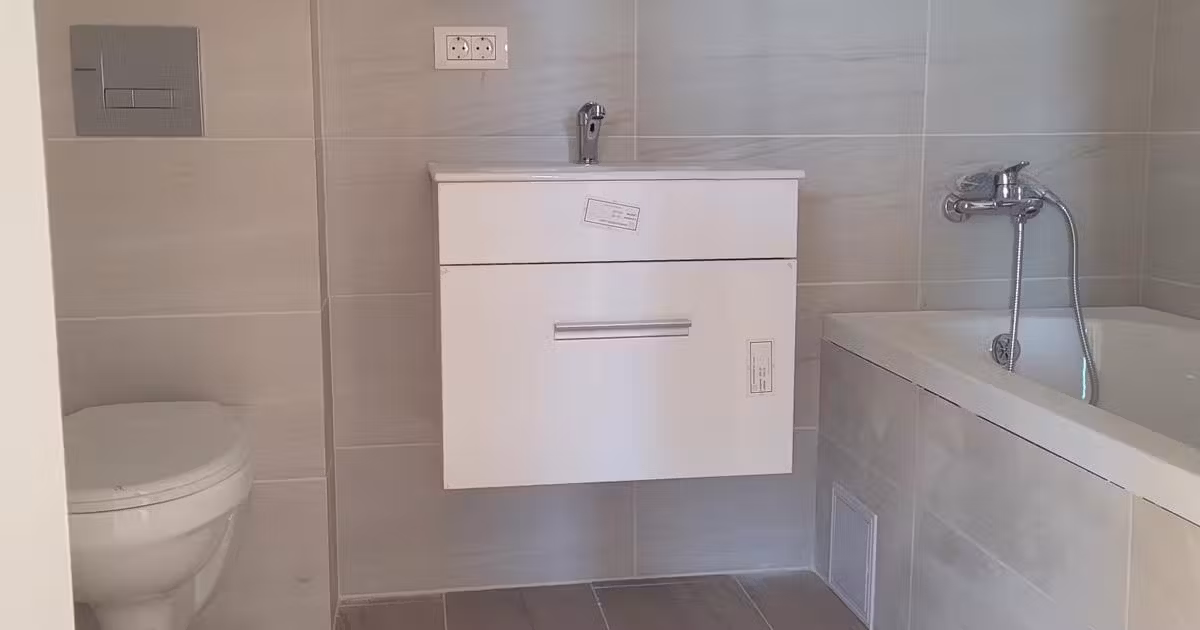 Apartament de vânzare cu 2 camere în zona Apărătorii Patriei, Sector 4