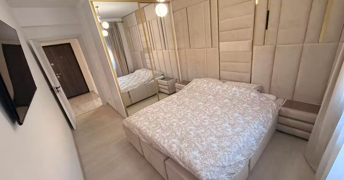 Apartament de vânzare cu 2 camere în zona Apărătorii Patriei, Sector 4