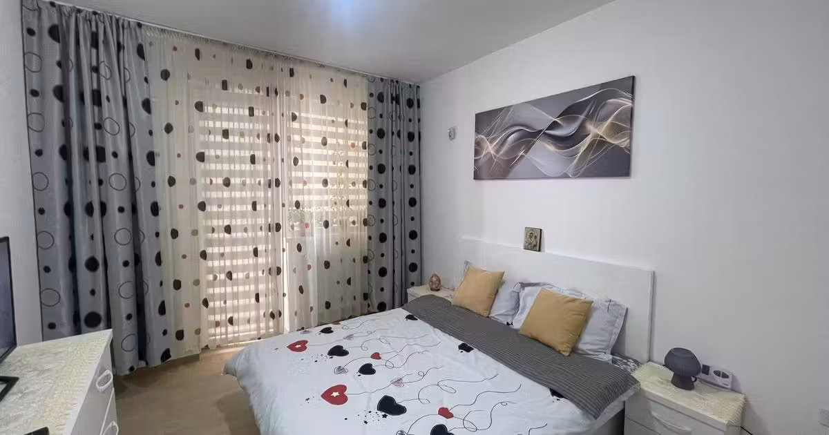 Apartament de vânzare cu 2 camere, mobilat în zona Berceni, Sector 4