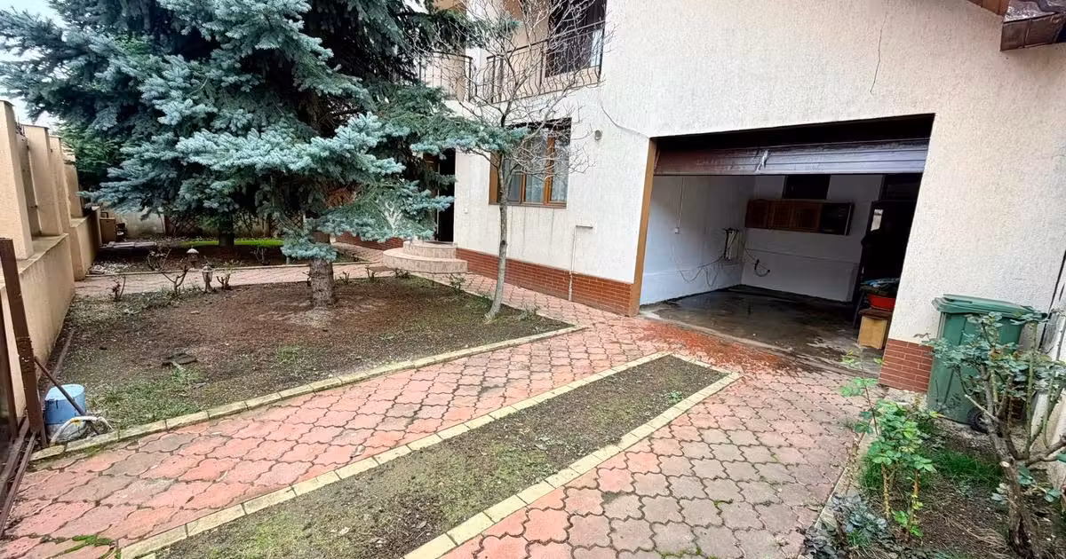 Casă individuală de vânzare cu 5 camere, mobilată în Popești-Leordeni