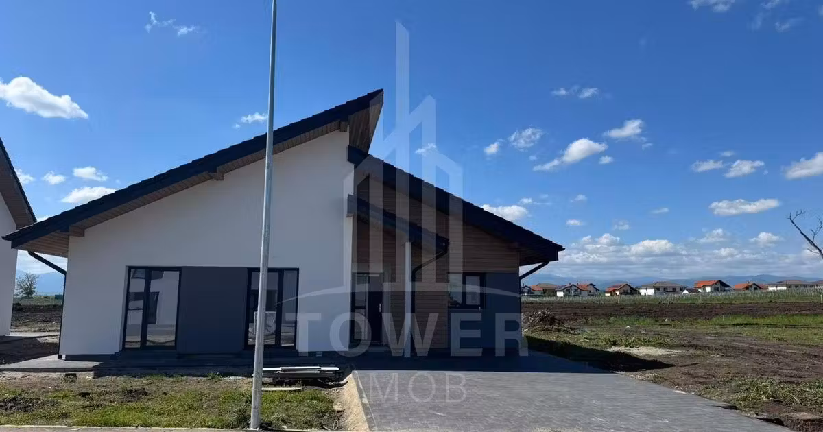 Casă individuală de vânzare cu 3 camere în Șura Mică