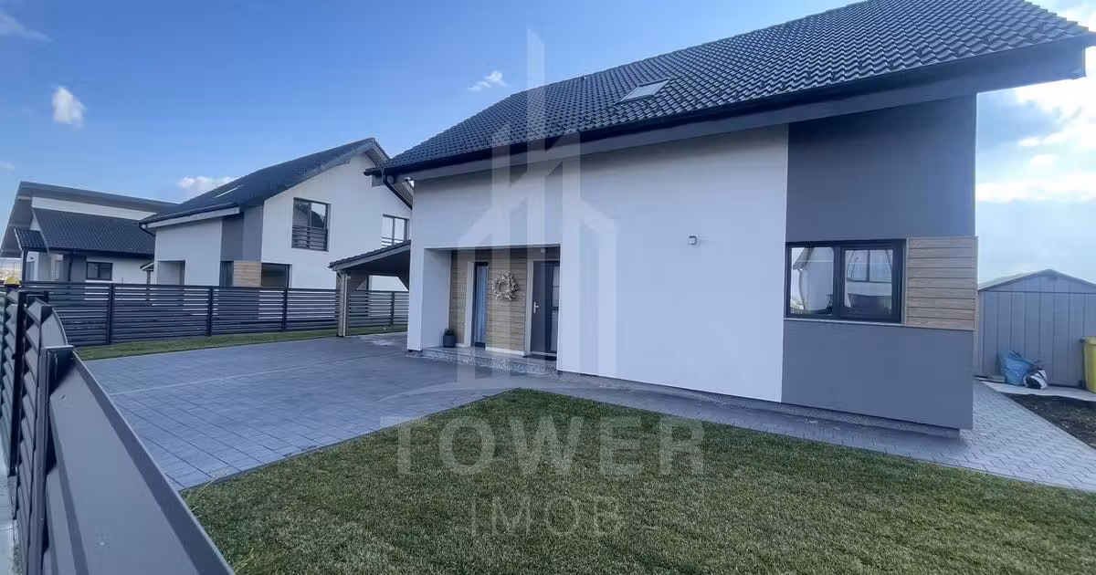 Casă individuală de vânzare cu 4 camere în Șura Mică