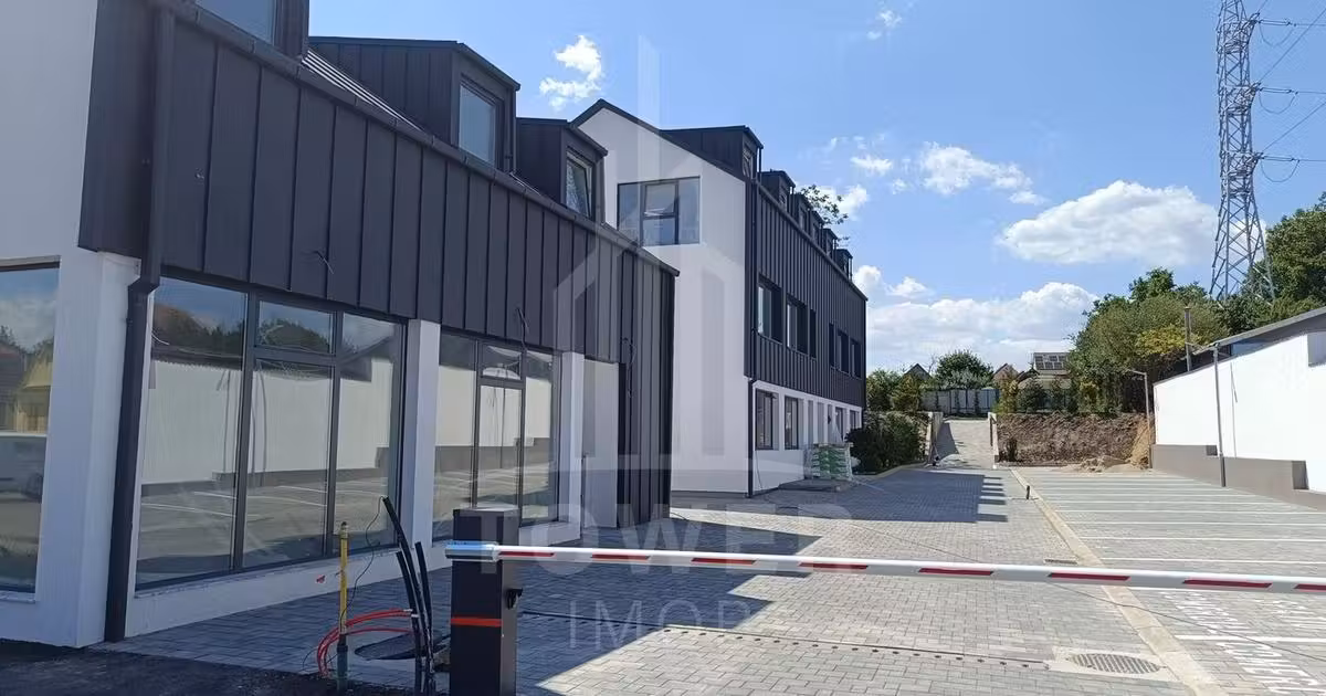 Apartament de vânzare cu 3 camere în zona Turnișor, Sibiu