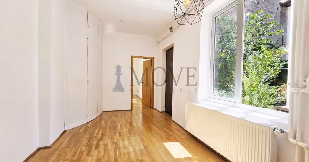 Casă de vânzare cu 7 camere în zona Eminescu, Sector 2