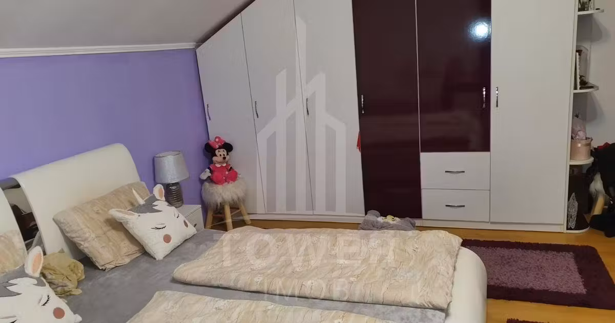 Apartament de vânzare cu 3 camere în Șelimbăr