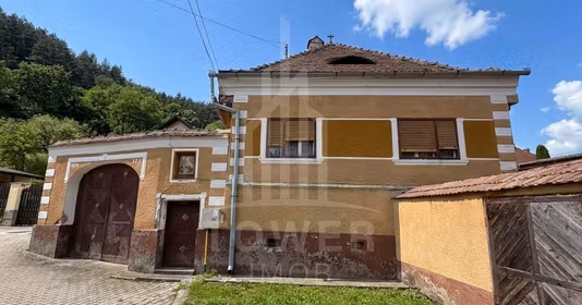 Casă Tilișca