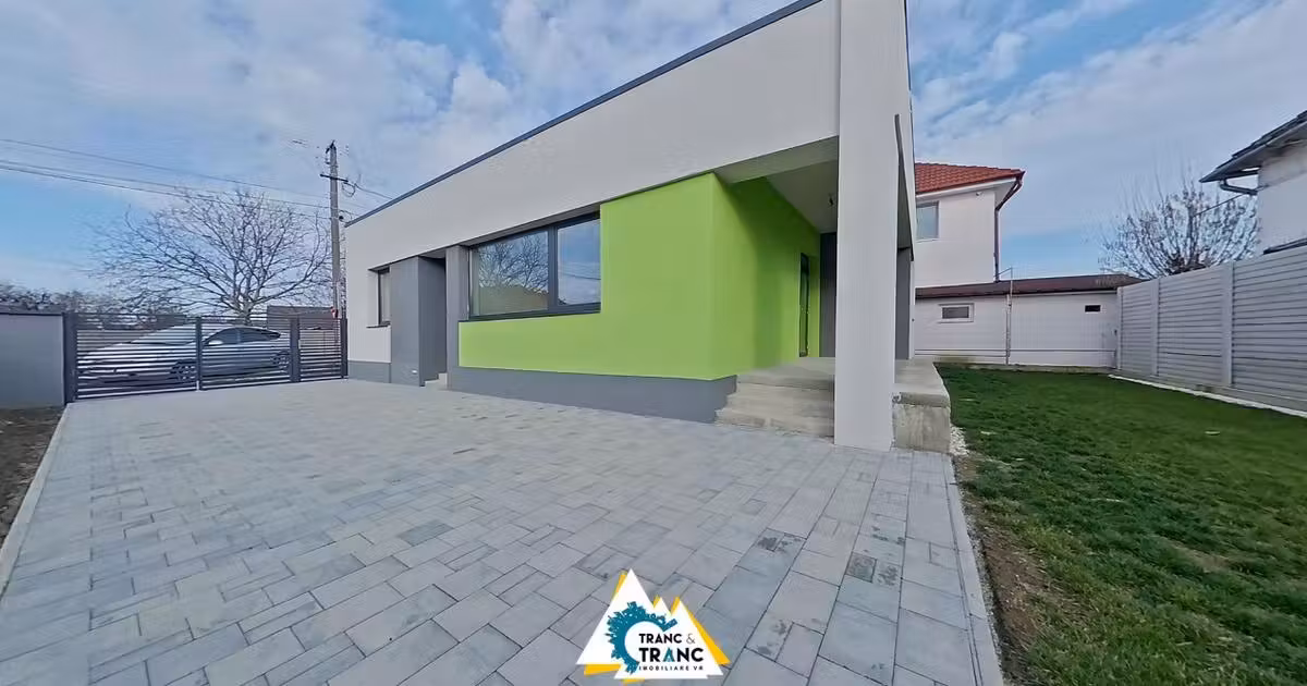 Casă de vânzare cu 3 camere în Vladimirescu