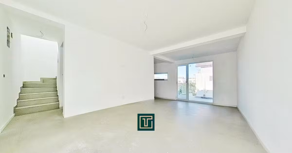 Casă de vânzare cu 4 camere în Fântânele