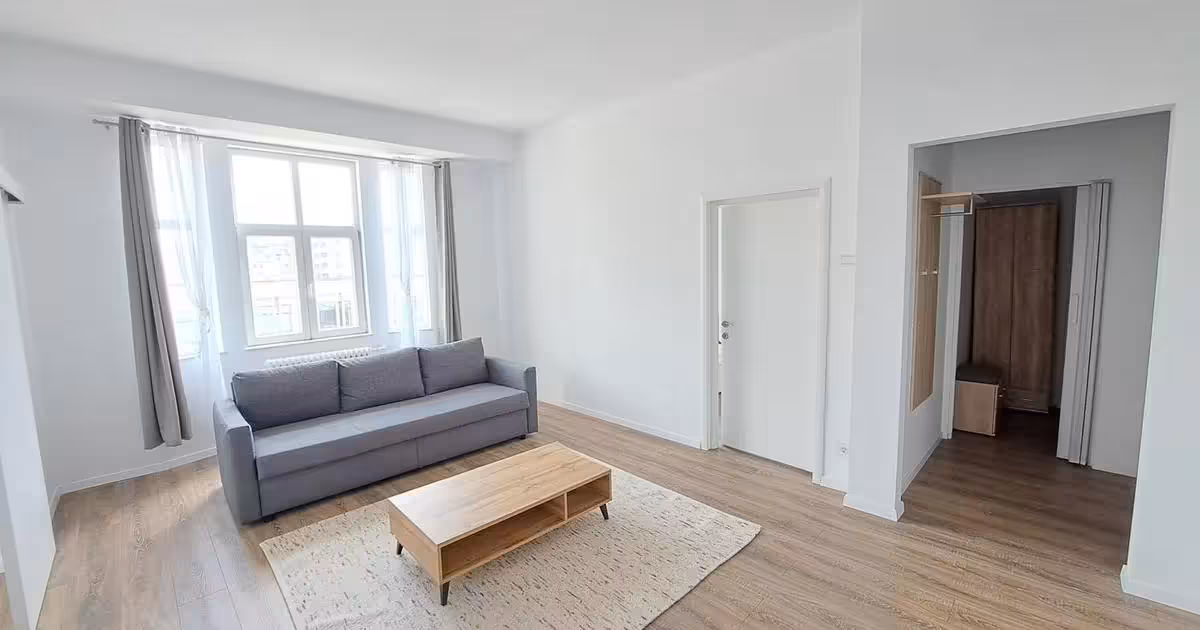 Apartament de vânzare cu 3 camere în zona Unirii, Sector 3