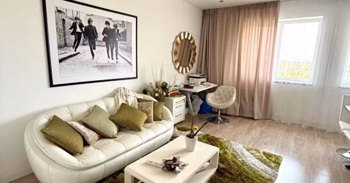 Apartament de vânzare cu 2 camere, mobilat în zona Vitan-Bârzești, Sector 4