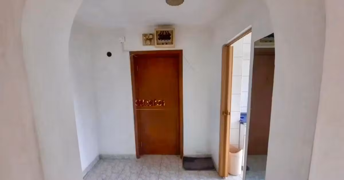 Apartament de vânzare cu 3 camere în zona Berceni, Sector 4