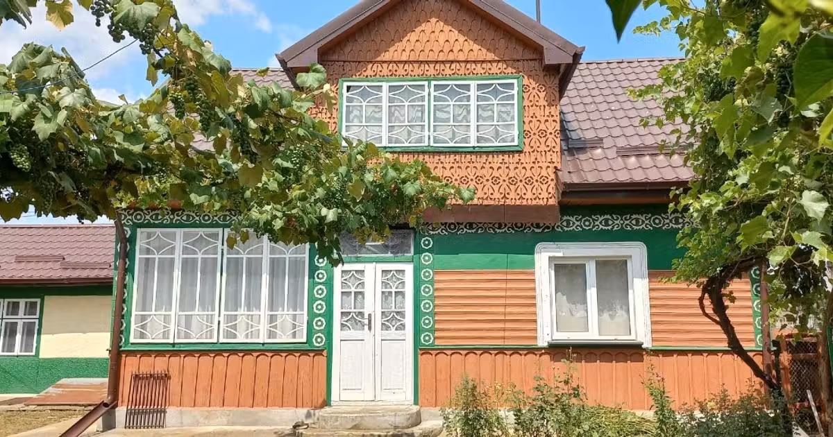 Casă individuală de vânzare cu 3 camere, mobilată în Capu Câmpului