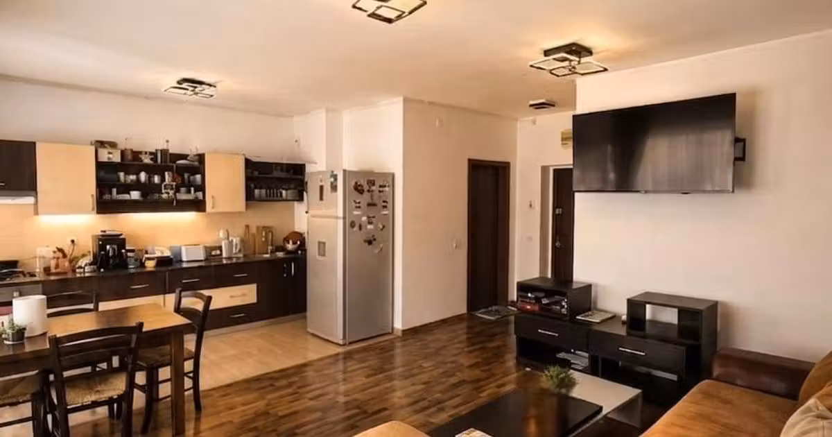 Apartament de vânzare cu 3 camere, mobilat în zona Titan, Sector 3