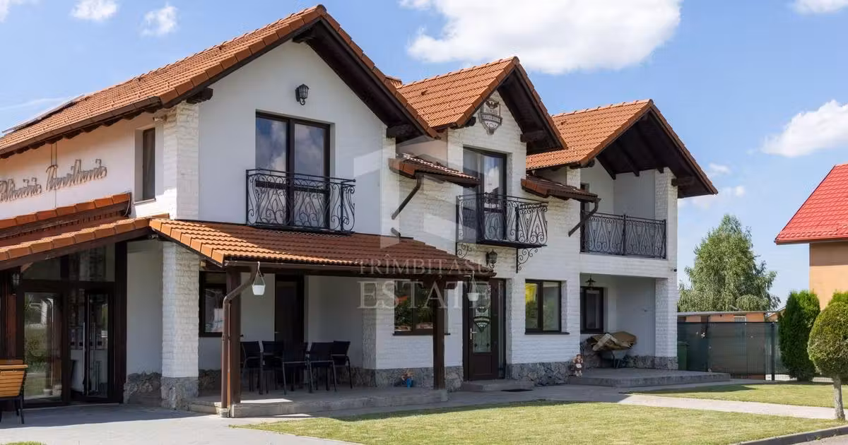 Spațiu comercial de vânzare de 350 mp, în Râșnov