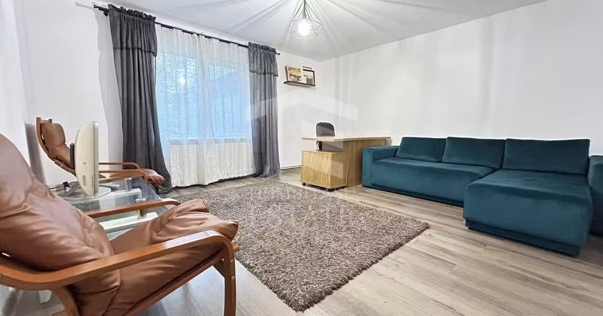 Casă individuală de vânzare cu 5 camere, mobilată în Pecineaga
