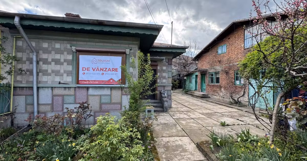 Casă individuală de vânzare cu 6 camere în zona Traian, Ploiești