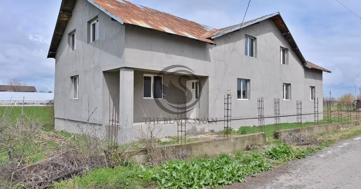 Casă individuală de vânzare cu 3 camere în Târgșoru Vechi