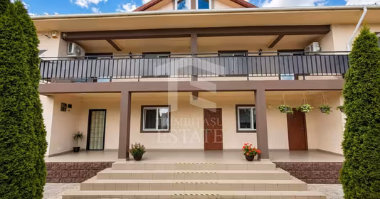 Casă Lumina