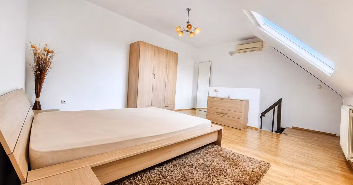 Apartament de vânzare cu 2 camere, mobilat în zona Vasile Aaron, Sibiu