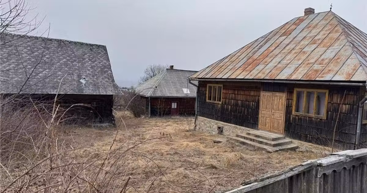 Casă de vânzare cu 1 camere în Călățele