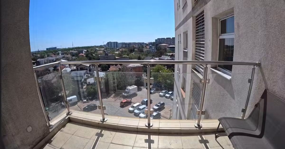 Apartament de vânzare cu 2 camere, mobilat în zona Titan, Sector 3