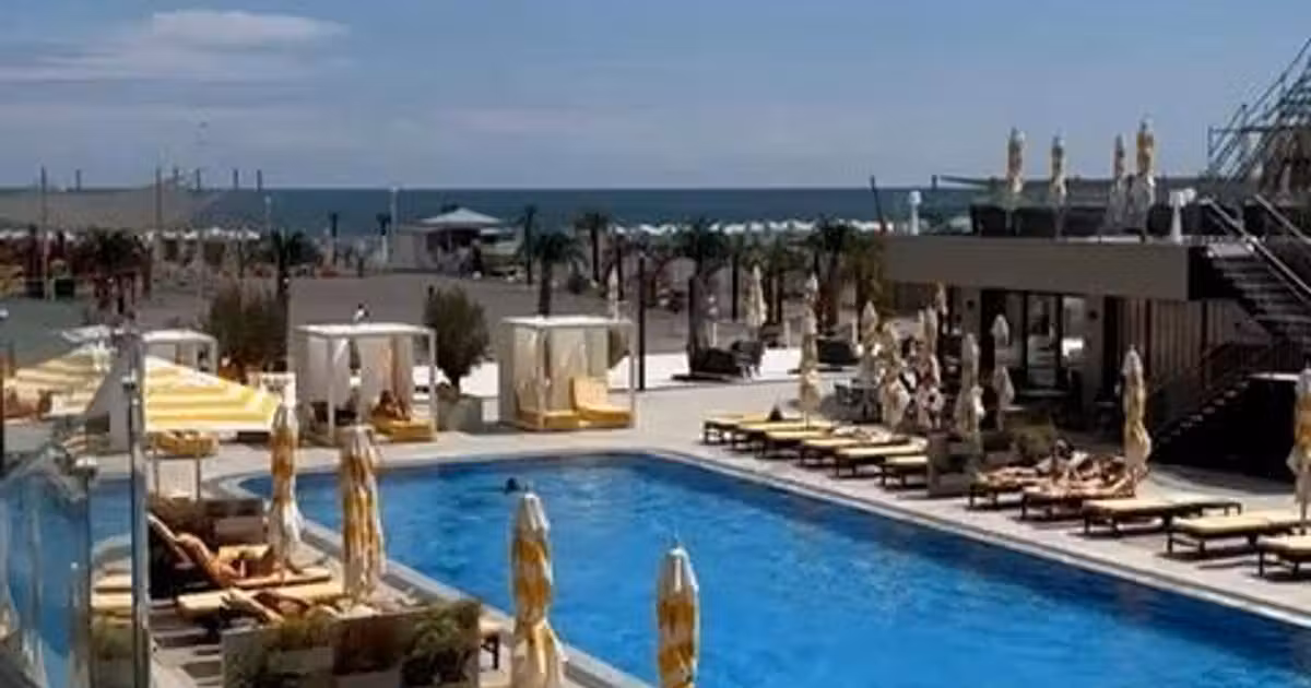 Apartament de vânzare cu 2 camere în Mamaia