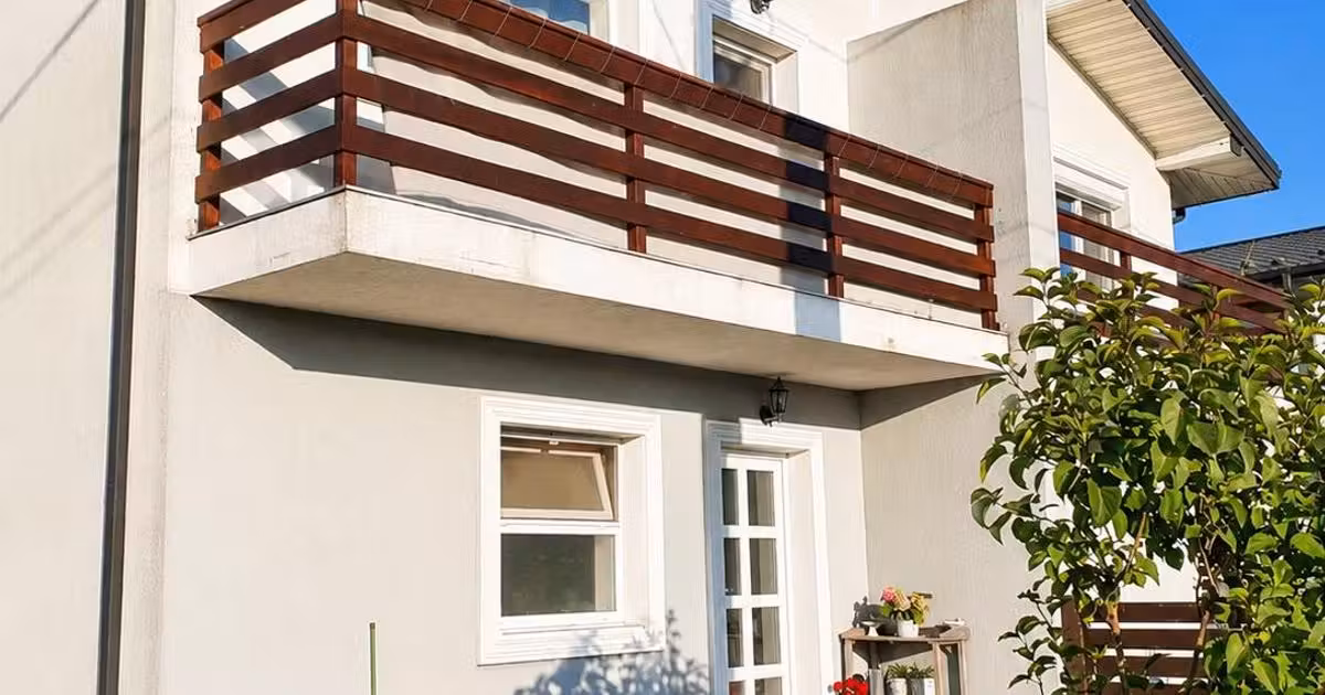 Casă individuală de vânzare cu 4 camere în zona Vișani, Iași