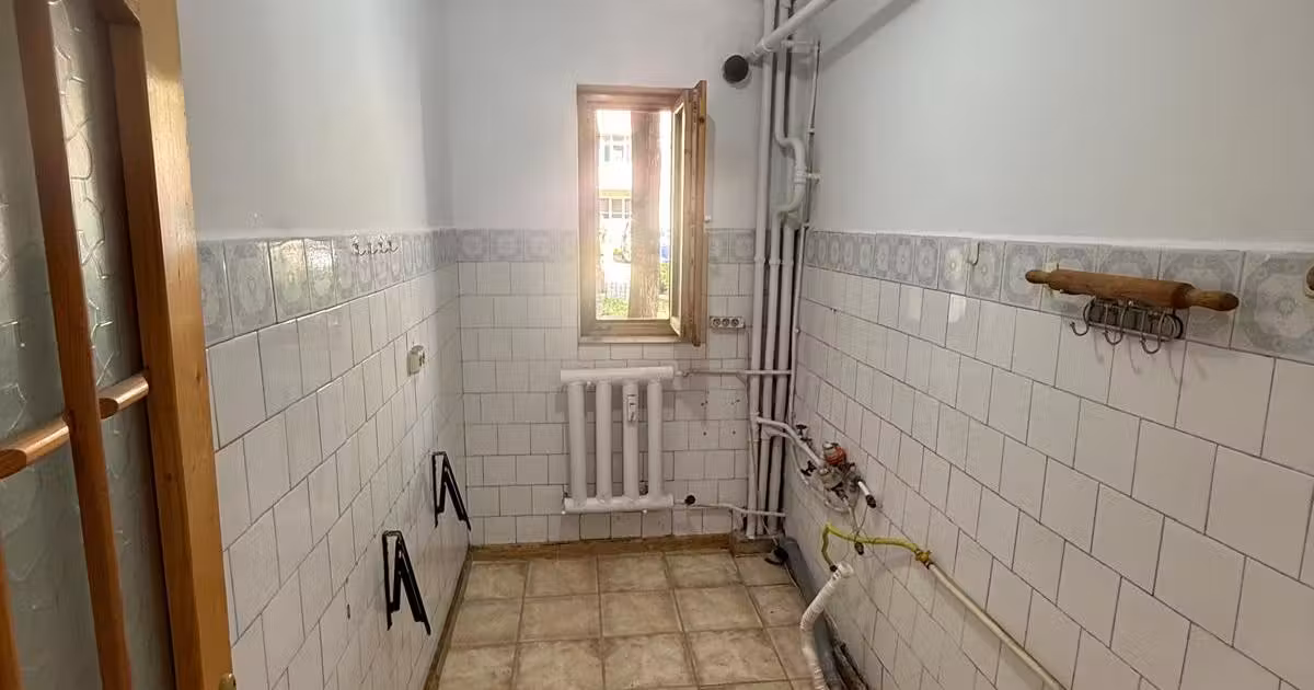 Apartament de vânzare cu 3 camere în zona Păcurari, Iași