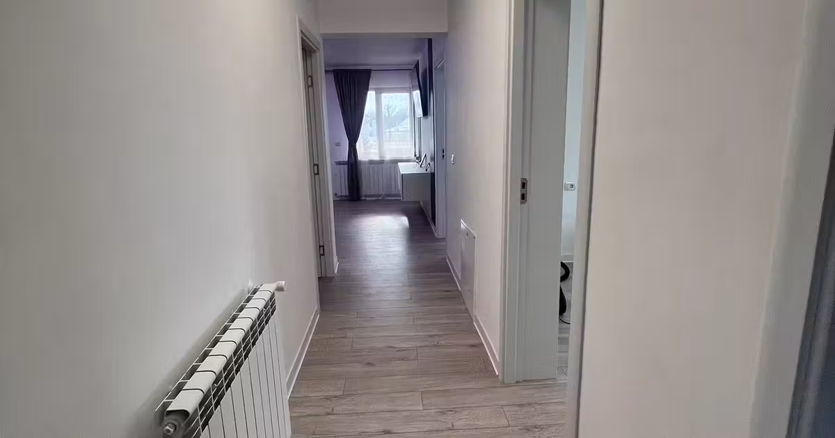 Apartament de vânzare cu 4 camere, mobilat în zona Exterior Nord, Focșani