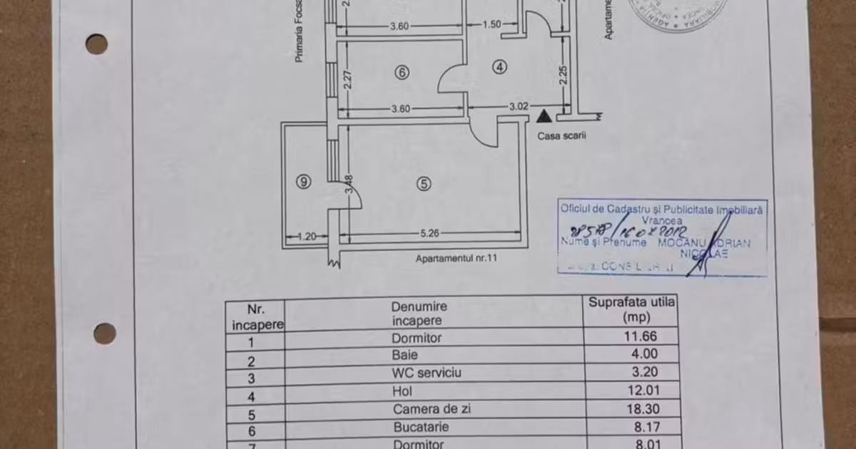 Apartament de vânzare cu 3 camere în zona Central, Focșani