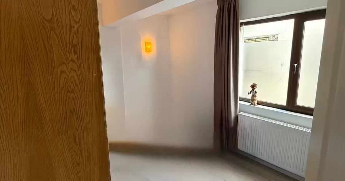 Apartament de vânzare cu 2 camere în Valea Lupului