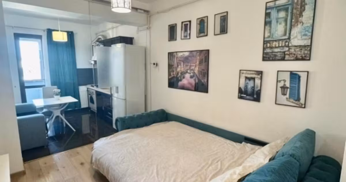 Apartament de vânzare cu 2 camere în zona Palat, Iași