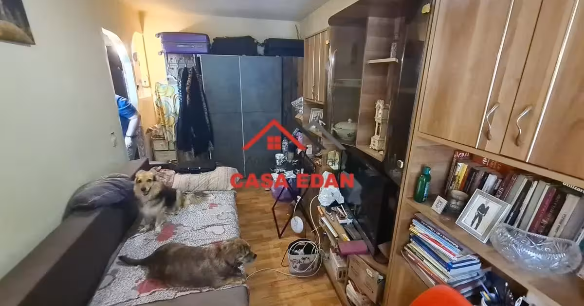 Garsonieră de vânzare în Câmpina