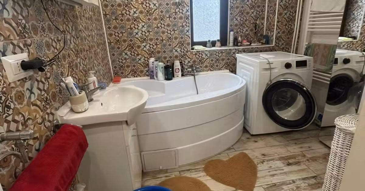 Apartament de vânzare cu 2 camere în zona Gară, Focșani