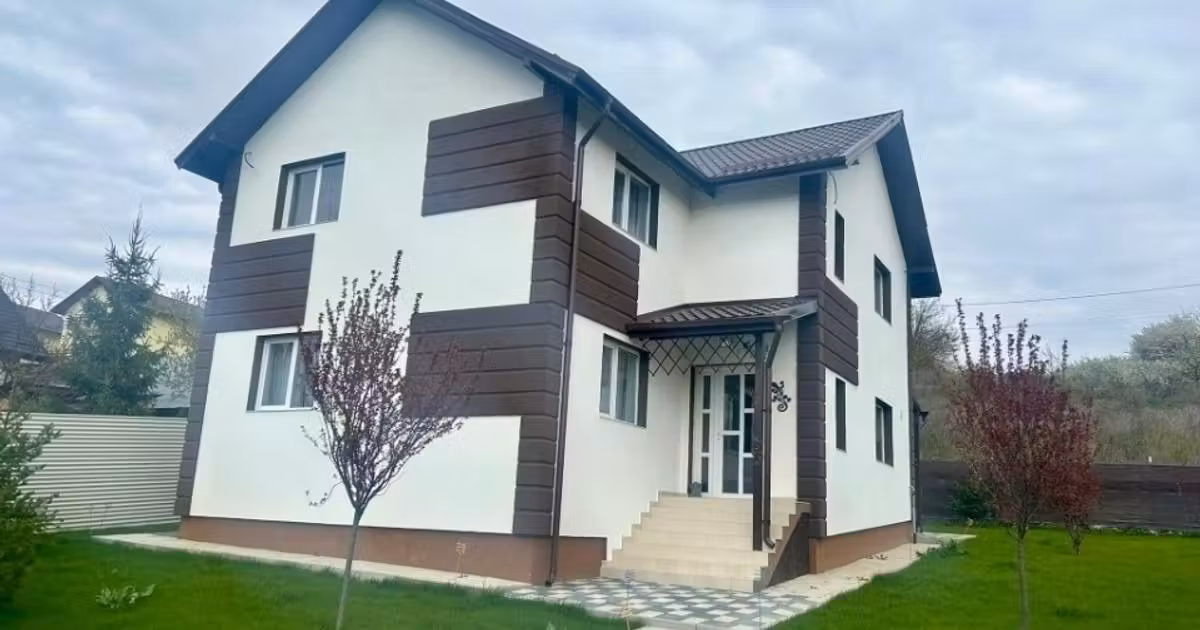 Casă individuală de vânzare cu 4 camere în Valea Lupului