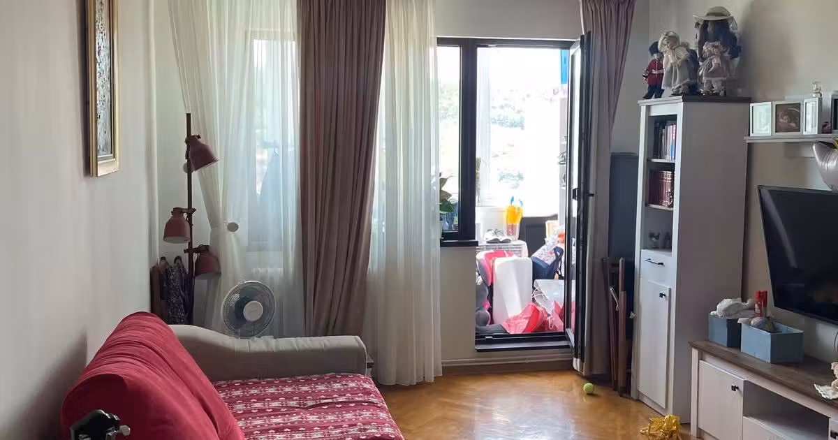 Apartament de vânzare cu 3 camere în zona Alexandru cel Bun, Iași