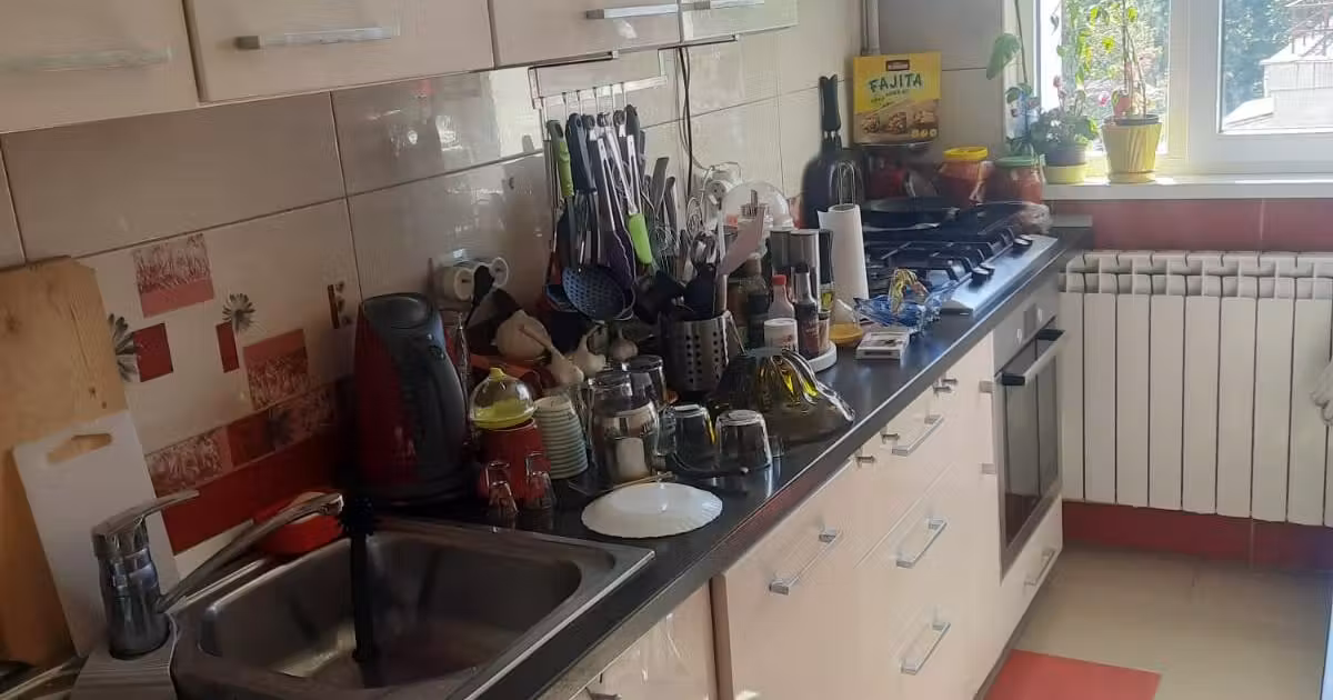 Apartament de vânzare cu 3 camere, mobilat în zona Drumul Taberei, Sector 6