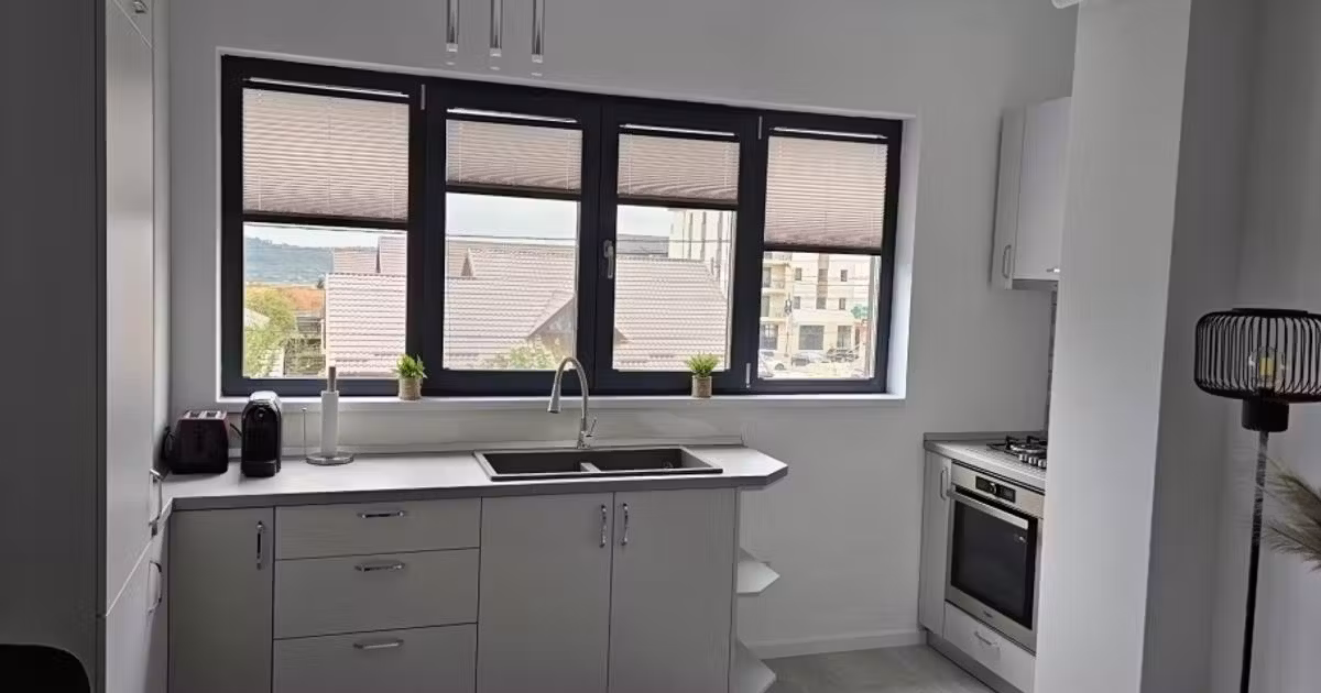 Apartament de vânzare cu 2 camere în Valea Lupului