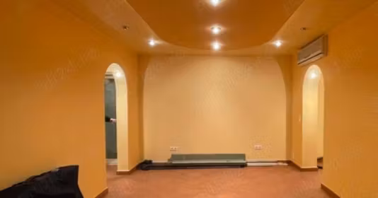 Apartament Titan