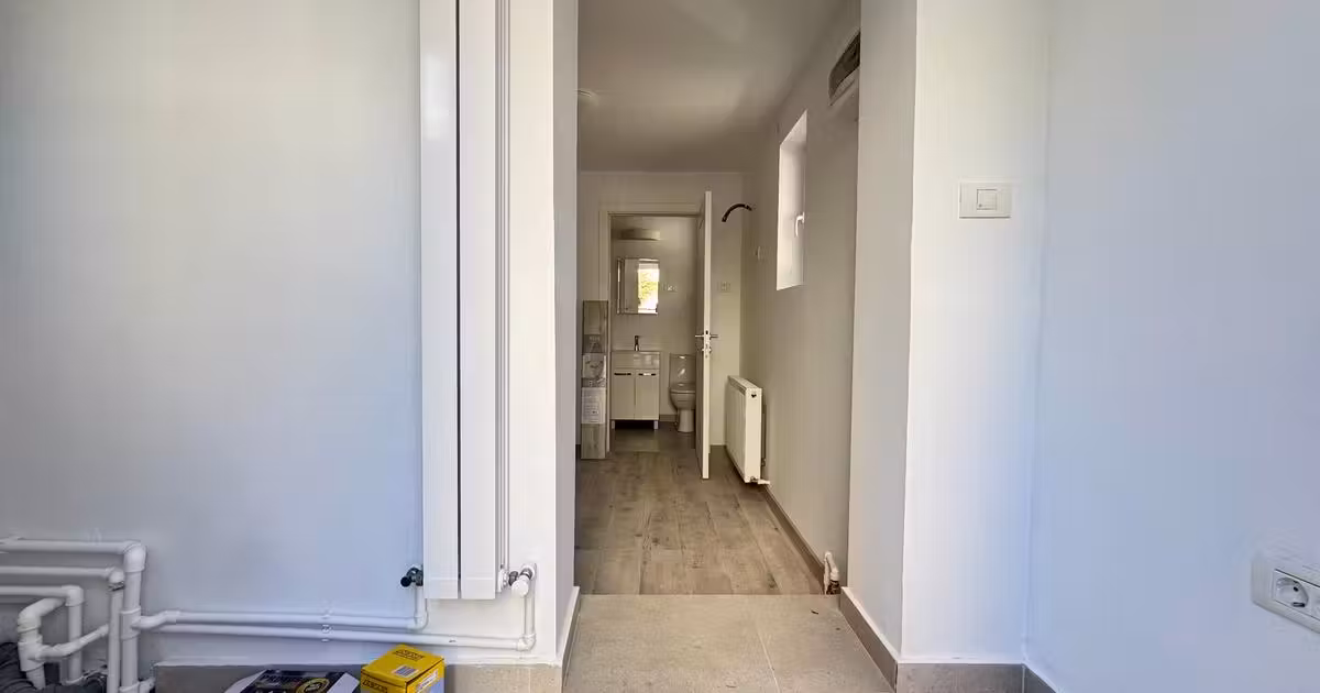 Casă individuală de vânzare cu 3 camere în zona Lacul Tei, Sector 2