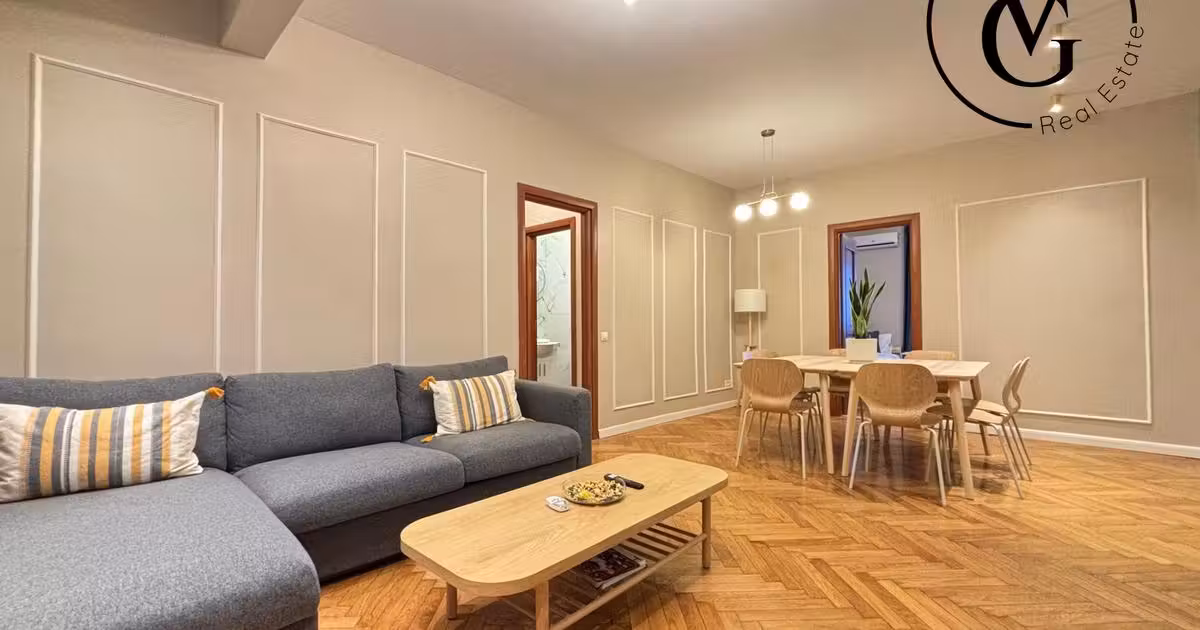 Apartament de vânzare cu 4 camere, mobilat în zona Universitate, Ultracentral