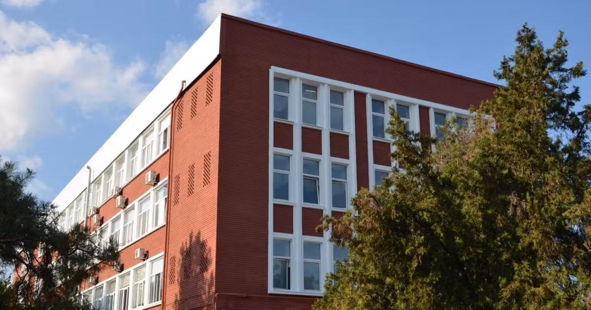 Birou de vânzare 4000 mp în zona Pantelimon, Sector 2
